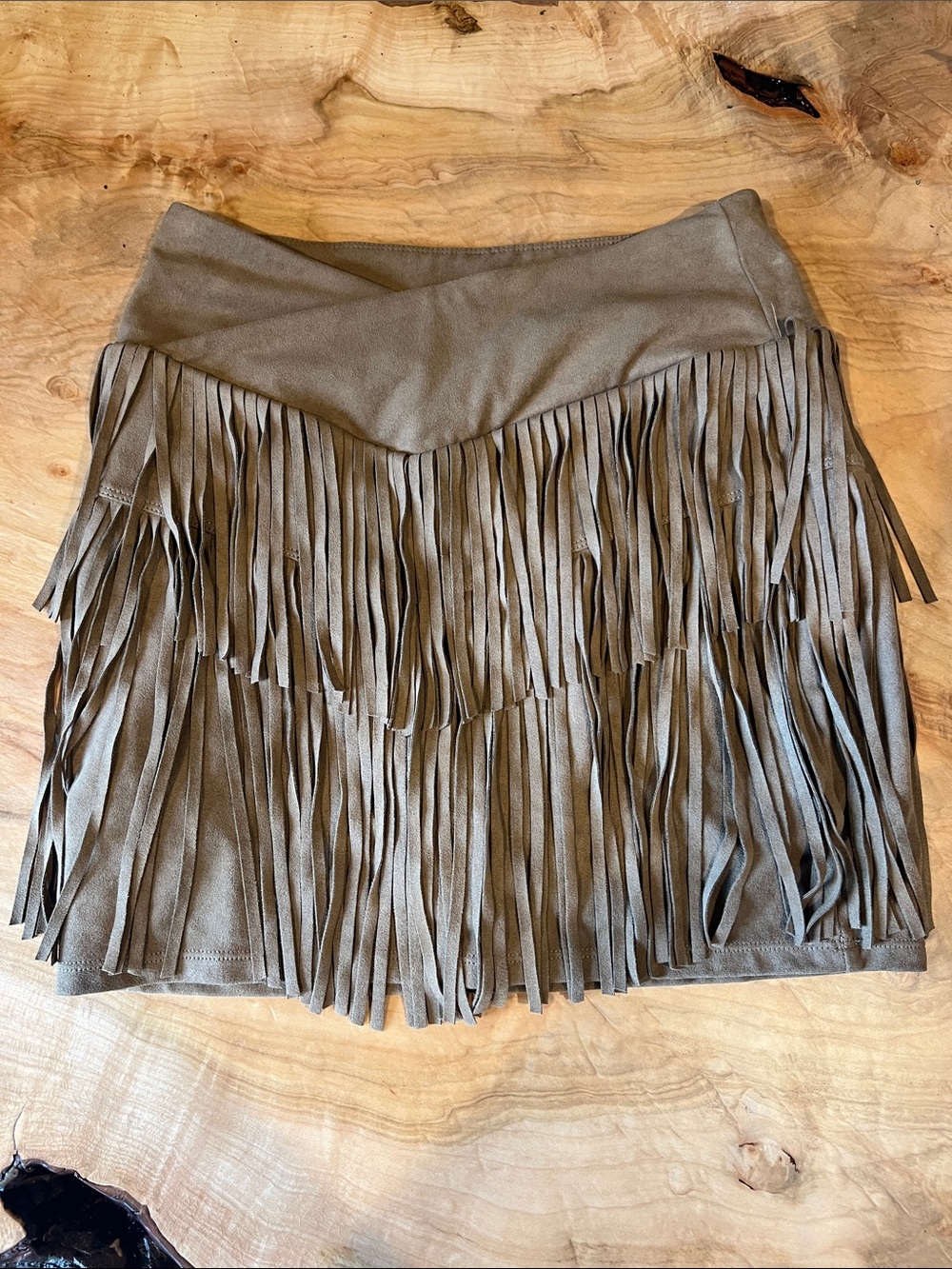 HALARA Crossover High Waisted 2-in-1 Fringe Hem Bodycon Mini Suede Party Skirt